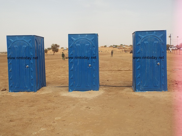 حمامات متحركة مجهزة بالماء غاية في الروعة